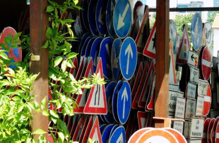 Traffic signs 1528548 1920