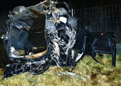 Rozbity mercedes w śmiertelnym wypadku na S8