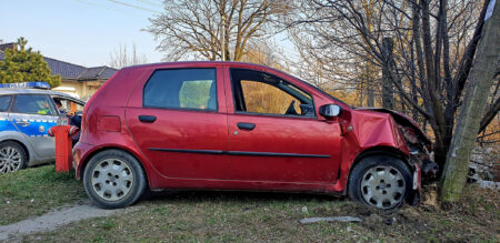 Wypadek samochodu na ruchliwej w łodzi