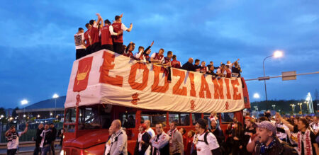 Zawodnicy łks w autobusie