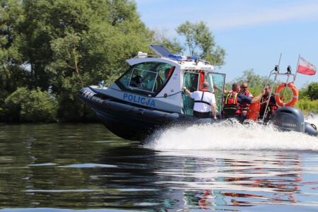 Policja poszukiwania jezioro