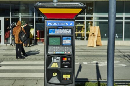 Strefa płatnego parkowania w łodzi