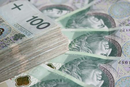 Wakacje kredytowe waloryzacja rent i emerytur. 13 emerytura