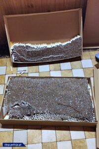 Cbsp przejelo miliony papierosow 04