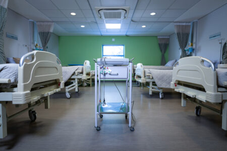 Szpital rydygiera w ckd w łodzi. Ginekologia, położnictwo i neonatologia na 16 piętrze