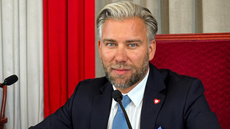 Bartosz domaszewicz