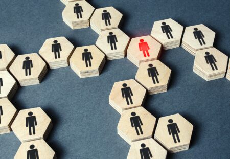 Polityczne puzzle w łódzkiem - kto za kogo