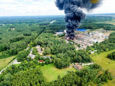 Pożar składowiska odpadów w woli łaskiej