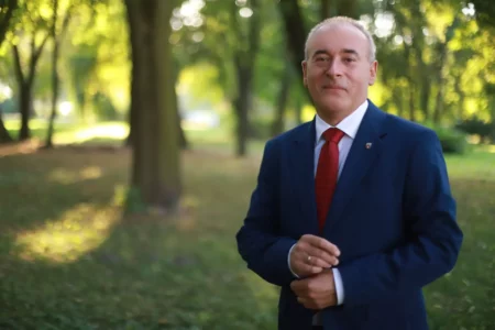 Dariusz guzek
