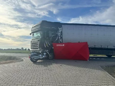 Śmiertelny wypadek motocyklisty w miejscowości walichnowy