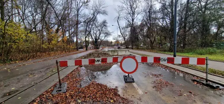 Most na Siewnej w Łodzi najwcześniej wiosną 2025 roku Zawalony most na siewnej w łodzi