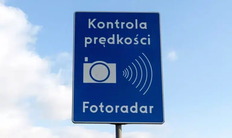 Prawie 7 tysięcy mandatów z fotoradarów, pomiarów odcinkowych i kamer czerwonego światła Fotoradary ppomiar predkosci