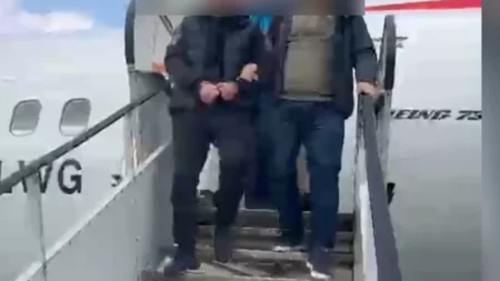Zatrzymany w hiszpanii handlarz narkotykami został sprowadzony do polski
