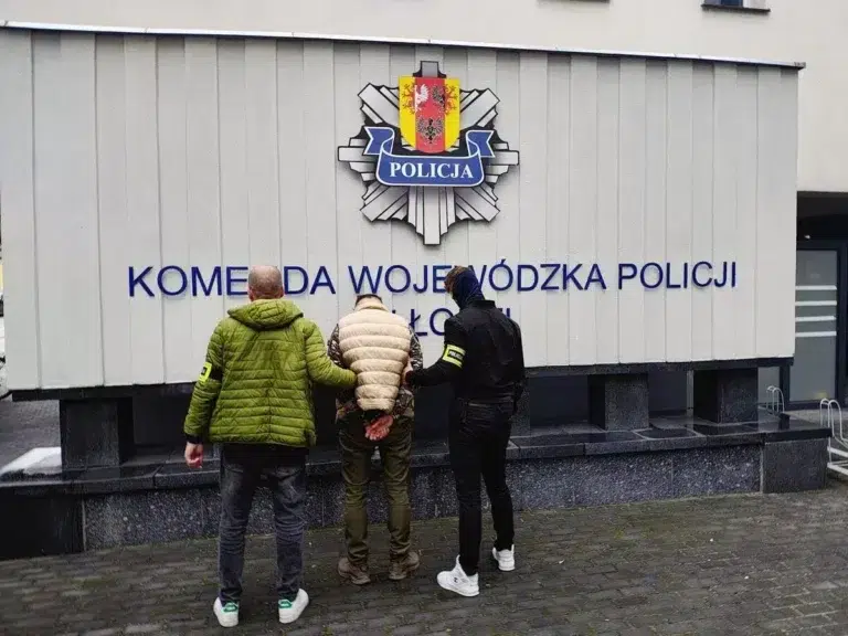 Złodzieje samochodów zatrzymani na gorącym uczynku. Wpadło 6 mężczyzn