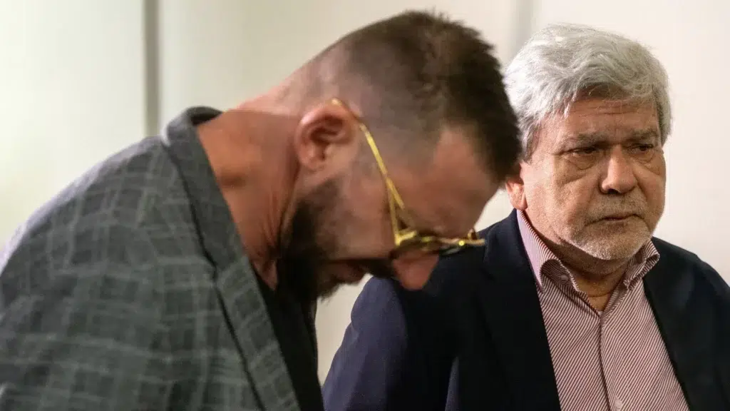 Łódzki adwokat skazany na 2 lata więzienia 1 Paweł kozanecki (z lewej) - adwokat skazany za spowodowanie śmiertelnego wypadku