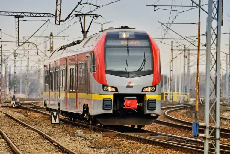 Nowy przystanek Wistka i nowy rozkład ŁKA Nowy rozkład jazdy pociągów w łódzkiem i polsce