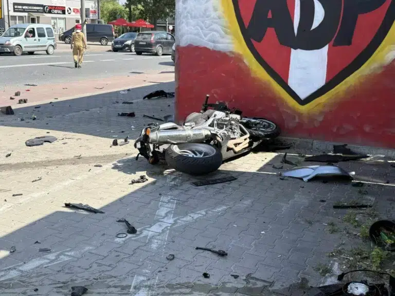 Śmiertelny wypadek motocyklisty na Rokicińskiej w Łodzi