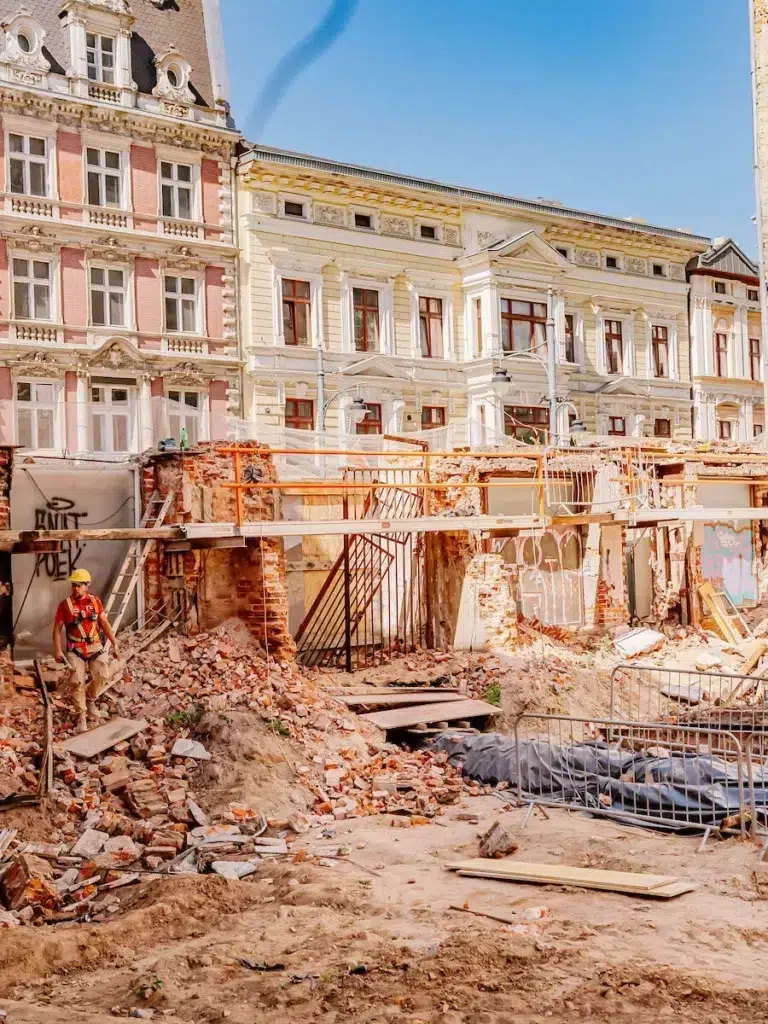 20250819 budowa przy piotrkowskiej 58 03