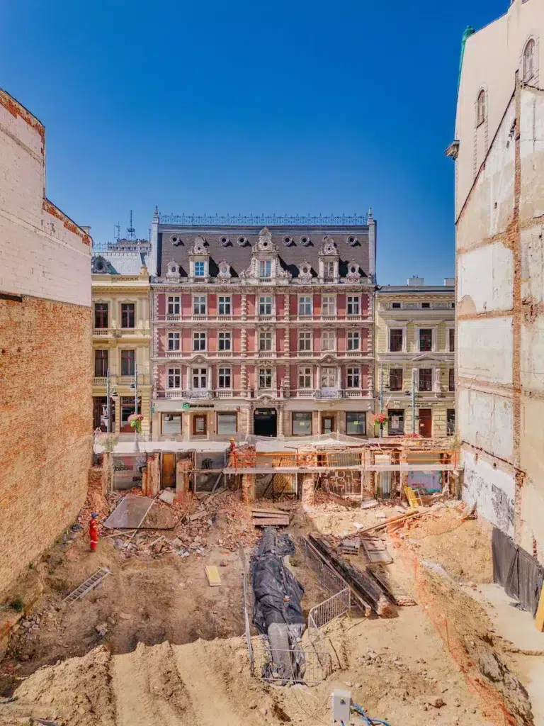 20250819 budowa przy piotrkowskiej 58 23