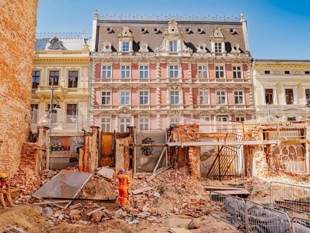 20250819 budowa przy piotrkowskiej 58 32