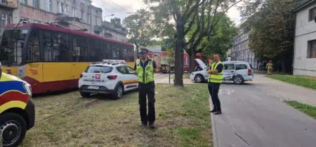 Wypadek tramwaju na dąbrowskiego w łodzi