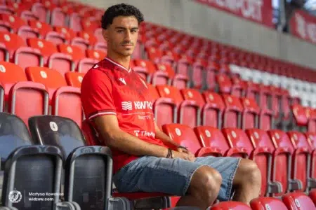 Stelios Andreou nowym filarem defensywy Widzewa Łódź Stelios andreou