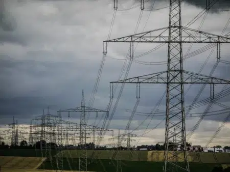 Zielone światło dla elektrowni atomowej w Bełchatowie? Analizy wskazują, że Bełchatów to idealn lokalizacja Budowa elektrowni atomowej w bełchatowie coraz bardziej realna