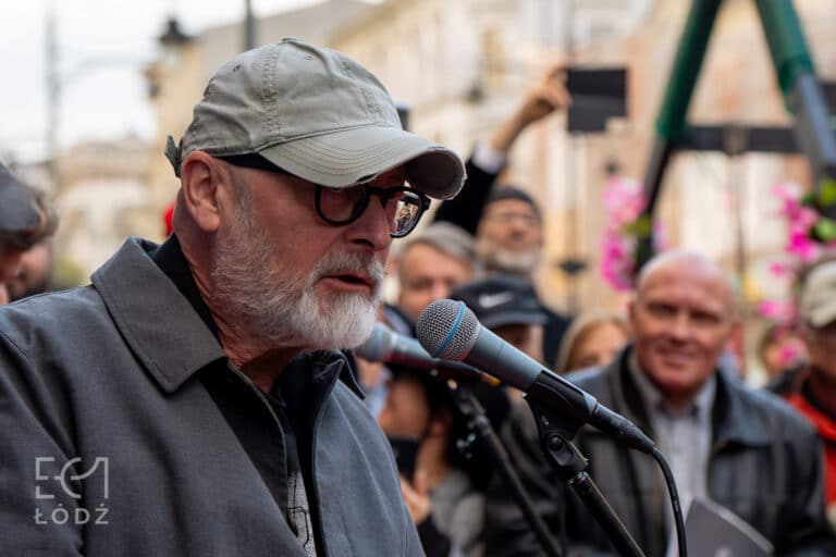 Wojciech smarzowski odsłonił gwiazdę w łódzkiej alei gwiazd