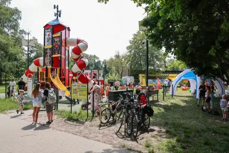 W Łodzi rozpoczęło się głosowanie na budżet obywatelski 2025 Budżet obywatelski 2025 w łodzi zagłosuj