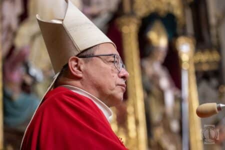 Kardynał grzegorz ryś pożegnał się z łodzią