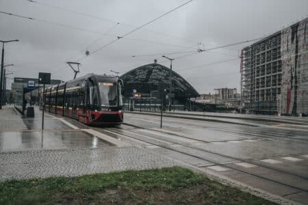 Modertus gamma na linii 4 przy dworu łódź fabryczna