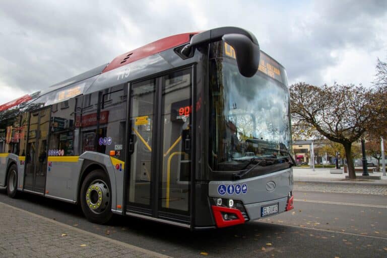 Dwa nowe połączenia autobusowej komunikacji kolejowej