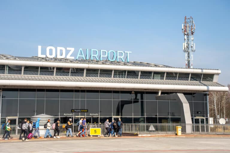 Statystyki lotniska w łodzi