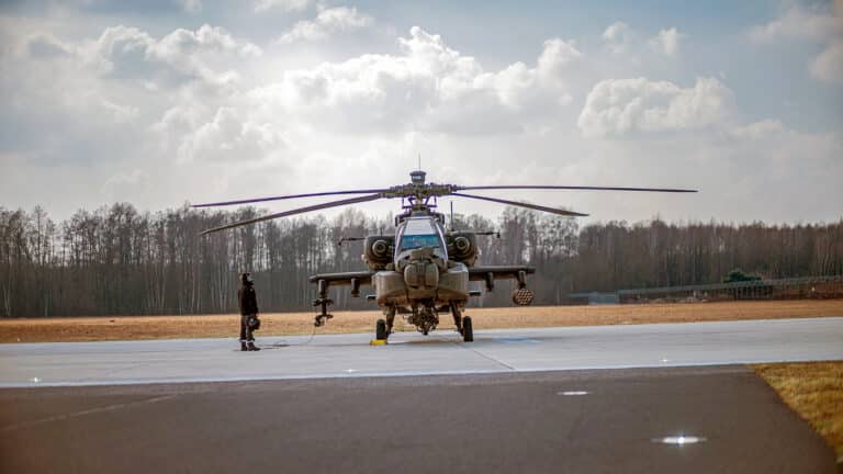 Serwis apache'y będzie w łodzi