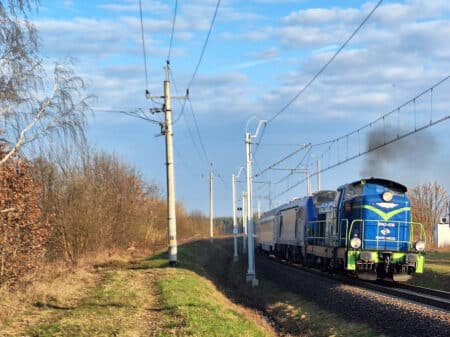 Opóźniony pociąg podhalanin ściągnęła ze szlaku lokomotywa spalinowa