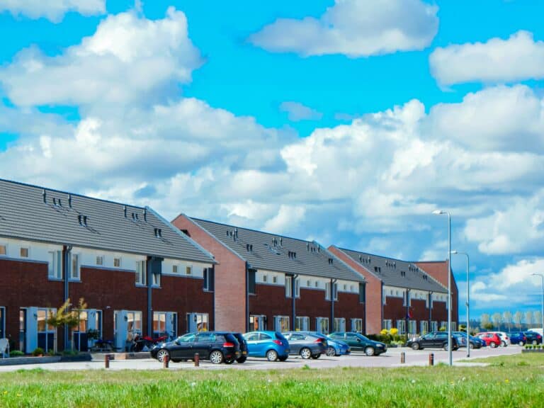 Prezes hreit i 5 innych osób z zarzutami w związku z działalnością deweloperską