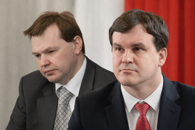 Wyrzuceni radni z prawa i sprawiedliwości