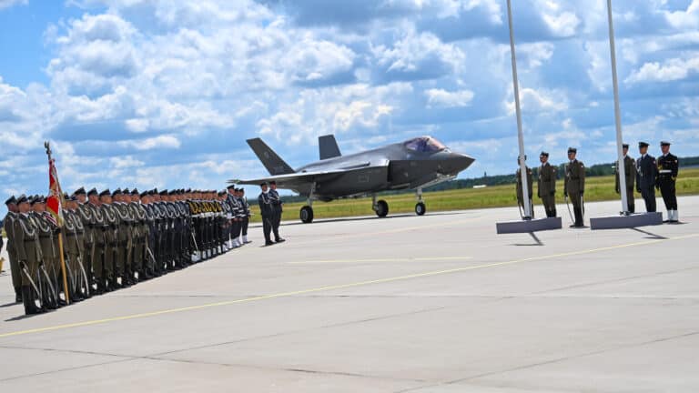 Polskie F-35 przyjęte do służby