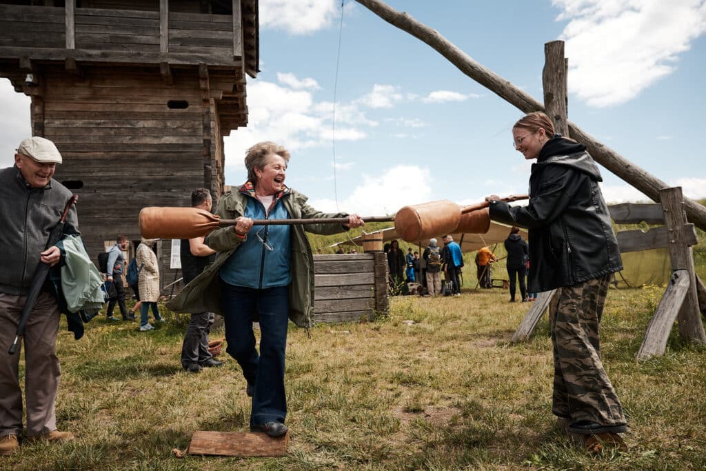 Historyczny piknik w Tumie