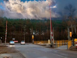 Parkingi przy stacji pkp w gomunicach będą po dwóch stronach przejazdu