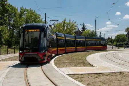 Linia 13 wraca na trasę. Tramwaje znów dojadą na Niższą Linia 13 wraca na trasę w łodzi i pojedzie na dąbrowę niższą
